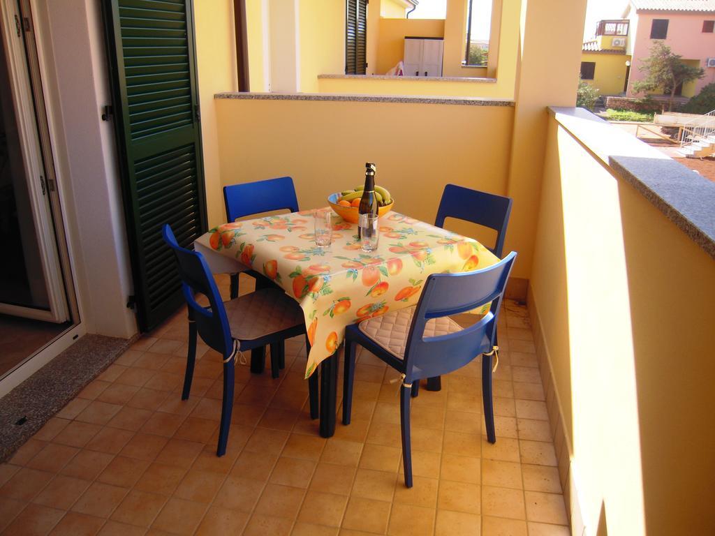 Sea House Sardinia - Casa Amethista Badesi Esterno foto