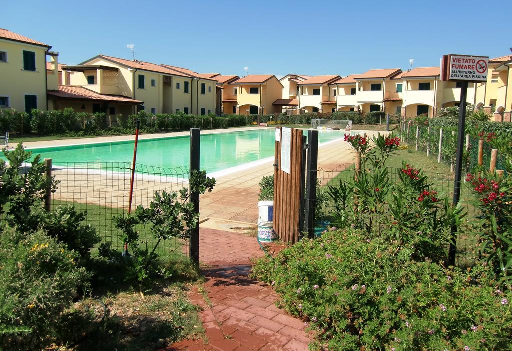 Sea House Sardinia - Casa Amethista Badesi Esterno foto